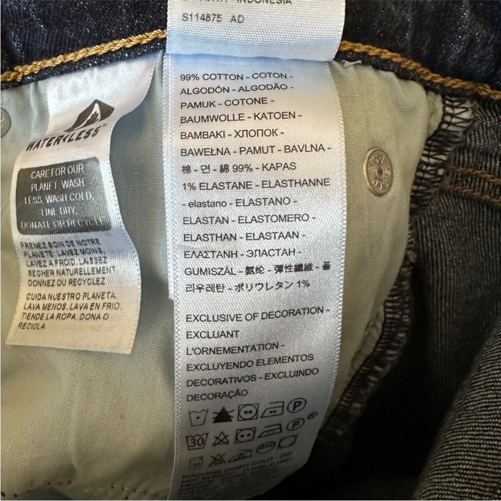 Levi's | 70's High Slim Straight Jeans Size 28 - Picture 10 of 14
